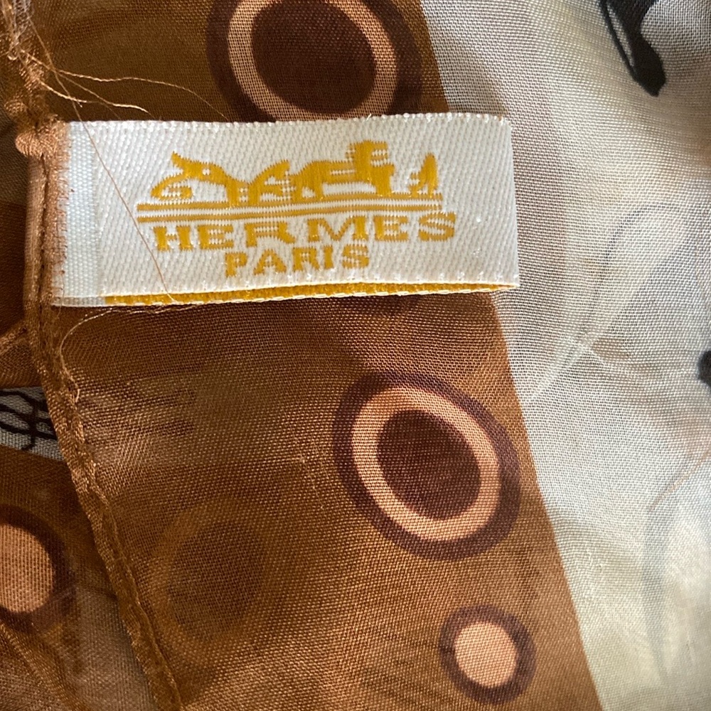Hermès Paris Brown and Cream Scarf